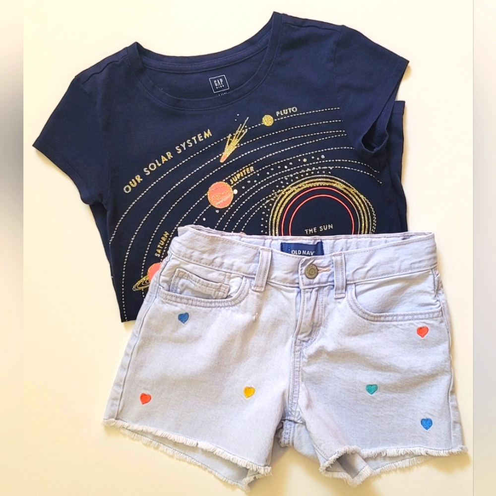 Girls' Gap Graphic T-shirt & Old Navy Jean Shorts, Size 10 (Girl)